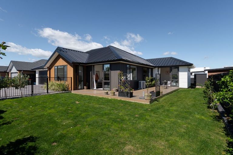 Photo of property in 13 Avian Place, Flagstaff, Hamilton, 3210