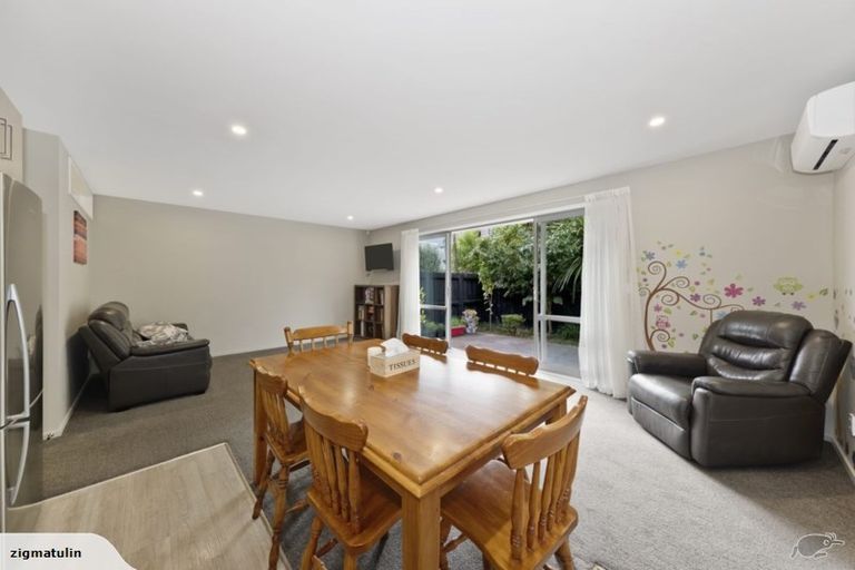 Photo of property in 2/121 Waltham Road, Sydenham, Christchurch, 8023
