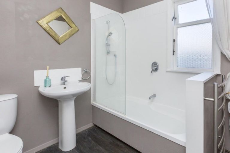 Photo of property in 26 Akatarawa Road, Brown Owl, Upper Hutt, 5018