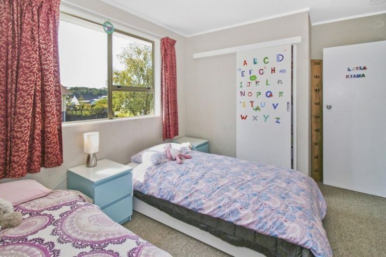 Photo of property in 1 Newlyn Place, Welbourn, New Plymouth, 4312