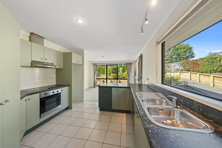 Photo of property in 58 Arrowsmith Road, Waitakere, Henderson, 0782