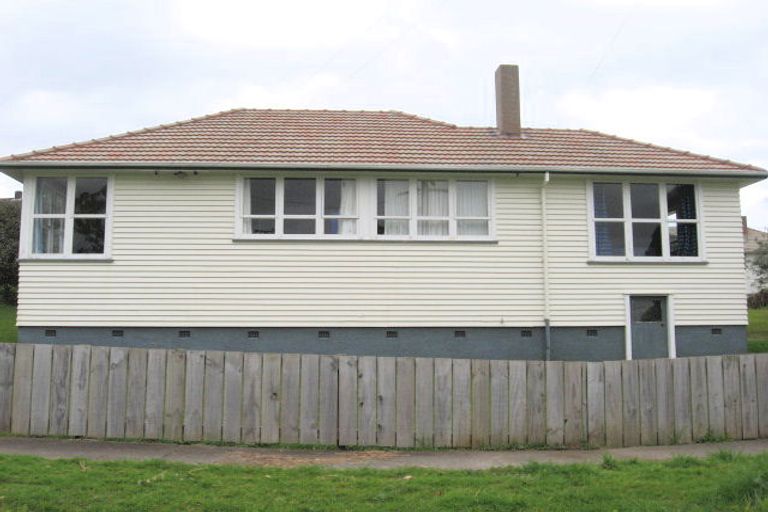Photo of property in 102 Currie Street, Thames, 3500