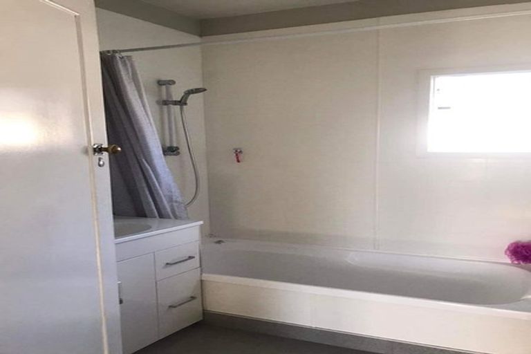 Photo of property in 1/67 Geraldine Street, Edgeware, Christchurch, 8013