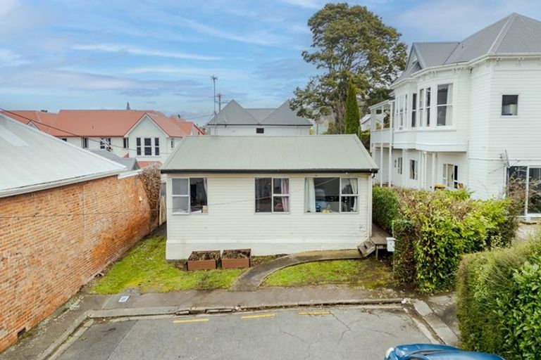 Photo of property in 37 Carlyle Street, North East Valley, Dunedin, 9010