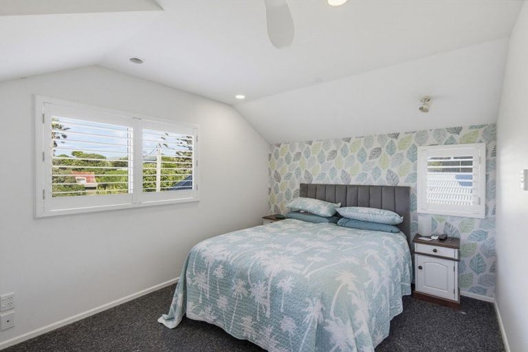 Photo of property in 11 Rodney Avenue, Te Horo Beach, Otaki, 5581