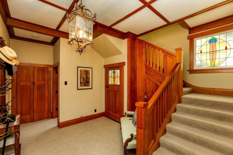 Photo of property in 83 Brougham Street, New Plymouth, 4310