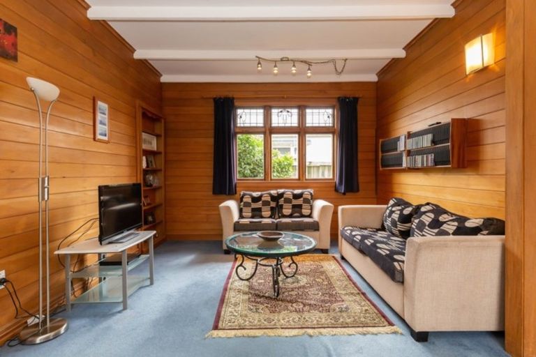 Photo of property in 184 Selwyn Street, Spreydon, Christchurch, 8024