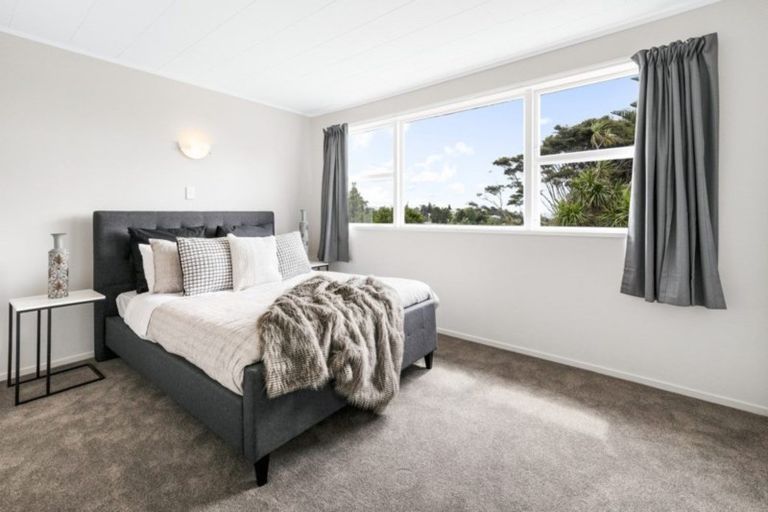 Photo of property in 109 Glengarry Road, Glen Eden, Auckland, 0602