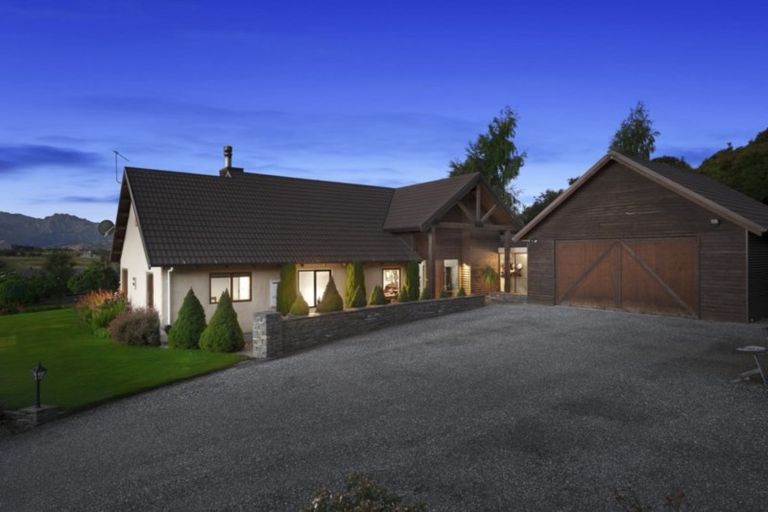 Photo of property in 545 Aubrey Road, Wanaka, 9305