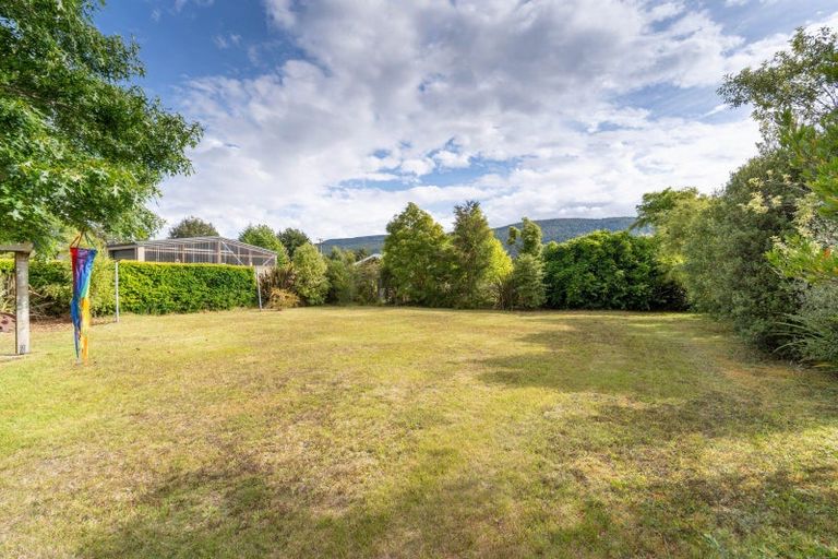 Photo of property in 36 Home Street, Manapouri, 9679