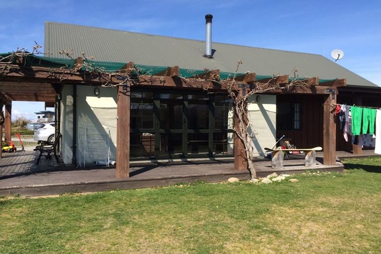 Photo of property in 27 Rob Roy Lane, Wanaka, 9305