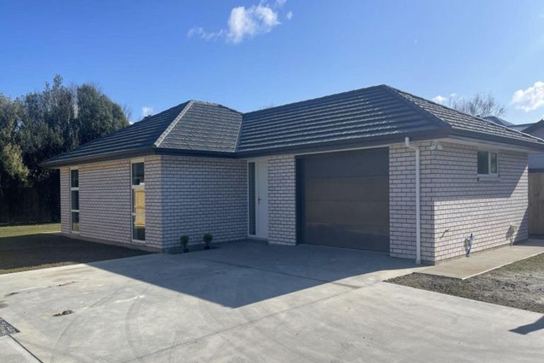 Photo of property in 37a Rhodes Street, Carterton, 5713