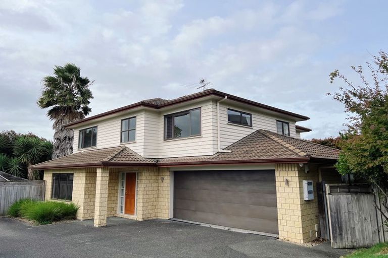 Photo of property in 9 Laurel Oak Drive, Schnapper Rock, Auckland, 0632