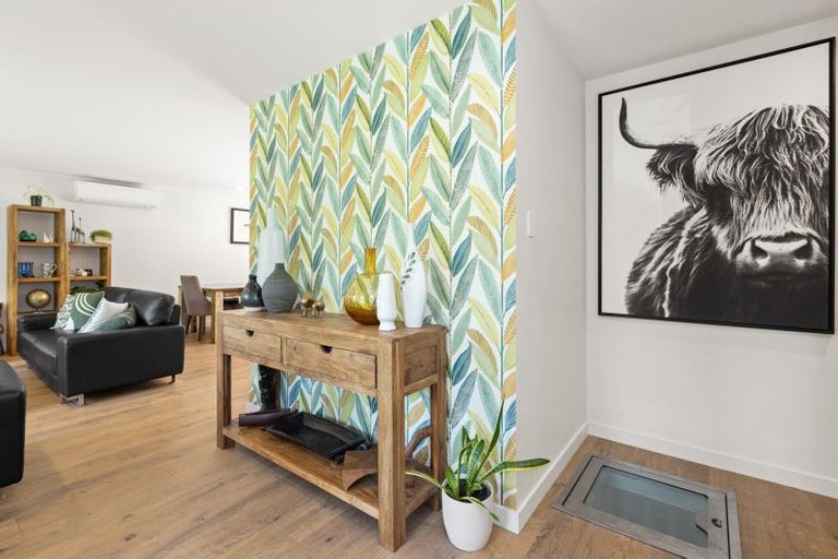 Photo of property in 15 Tokomaru Drive, Havelock North, 4130