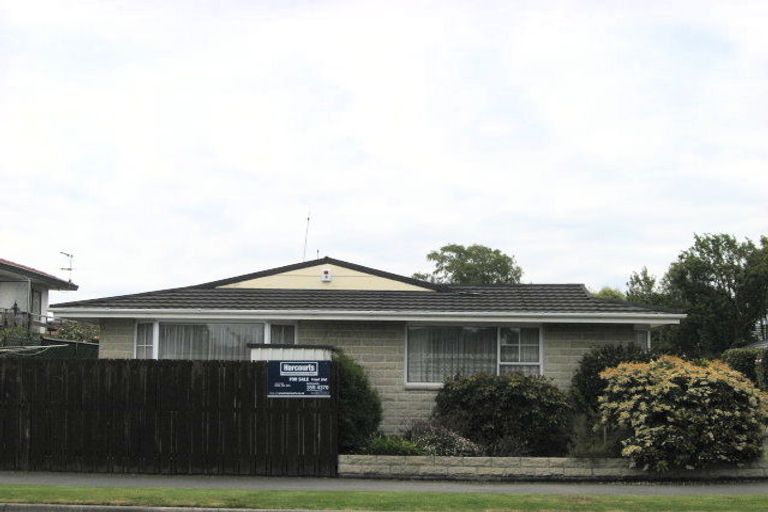 Photo of property in 2/161 Grahams Road, Burnside, Christchurch, 8053