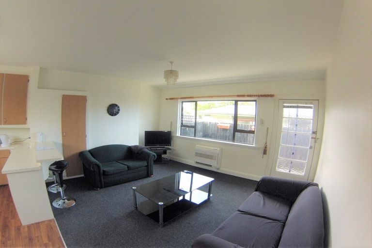 Photo of property in 2/34 Whitmore Street, Edgeware, Christchurch, 8013