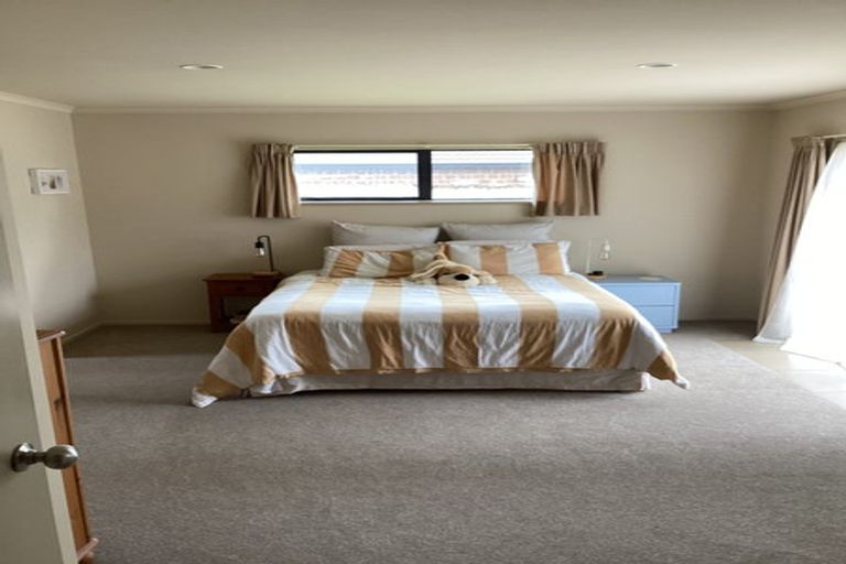 Photo of property in 17 Watkins Road, Cambridge, 3434