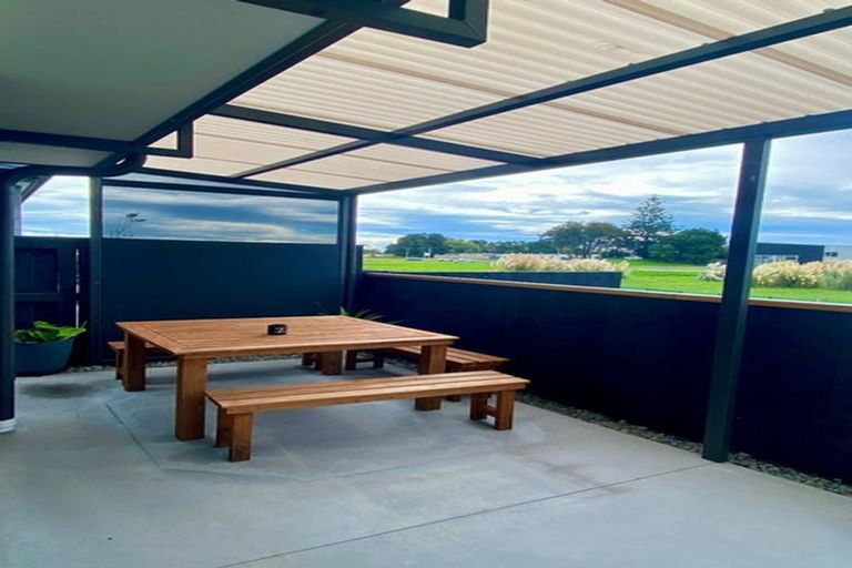 Photo of property in 5b Te Wharo Drive, Papamoa, 3118