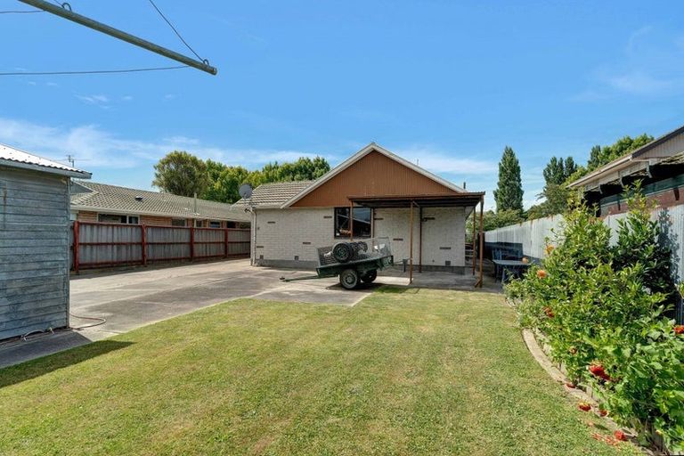 Photo of property in 92 Wingate Street, Redwood, Christchurch, 8051