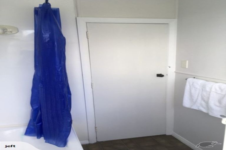 Photo of property in 12 Brighton Crescent, Highbury, Palmerston North, 4412