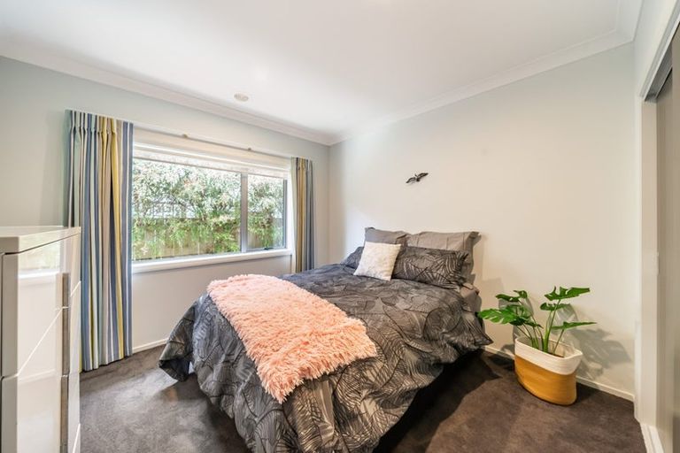 Photo of property in 19 Flotilla Place, Whitby, Porirua, 5024