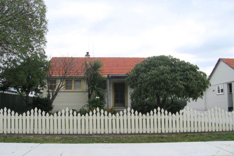 Photo of property in 19a Hammond Road, Taradale, Napier, 4112