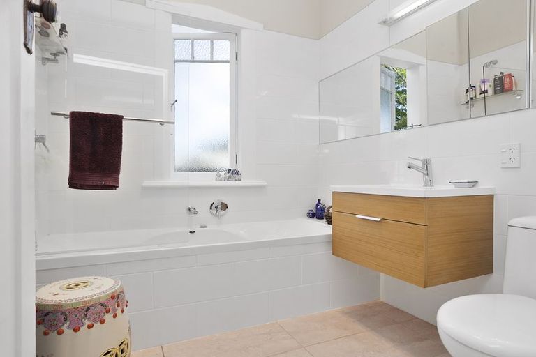 Photo of property in 81a Wordsworth Street, Leamington, Cambridge, 3432