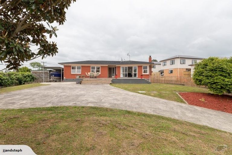 Photo of property in 1 Gibson Road, Dinsdale, Hamilton, 3204