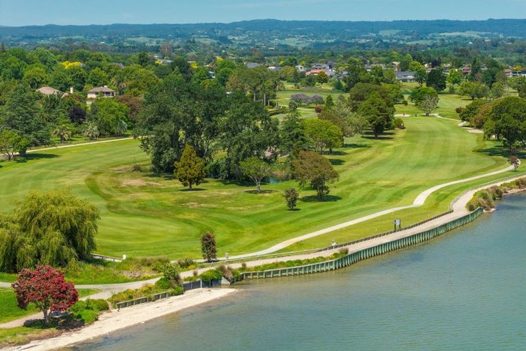 Photo of property in Waterview Estate, 54/4 Greystone Place, Omokoroa, 3114