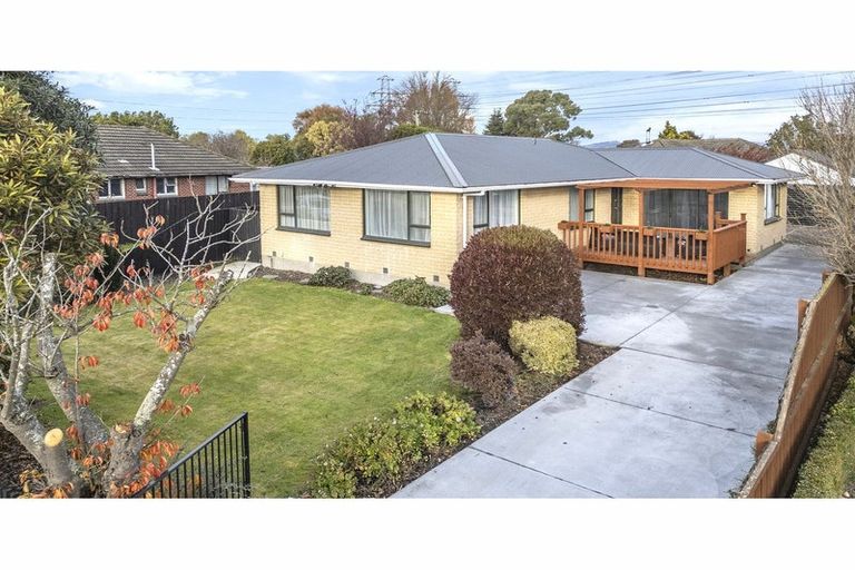 Photo of property in 25 Stackhouse Avenue, Bishopdale, Christchurch, 8053