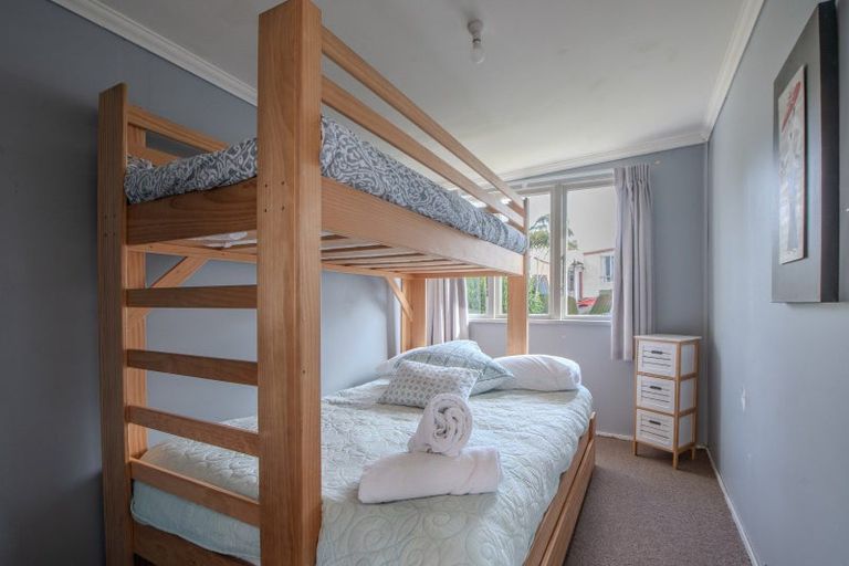 Photo of property in 7 Kowhai Street, Kaka Point, Balclutha, 9271