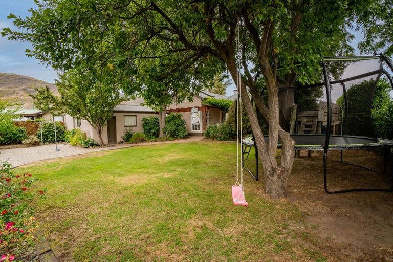 Photo of property in 25 Horace Street, Cromwell, 9310