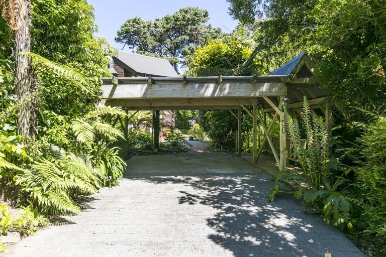 Photo of property in 30 Delhi Crescent, Khandallah, Wellington, 6035