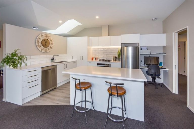 Photo of property in 37 Beechwood Drive, Northwood, Christchurch, 8051