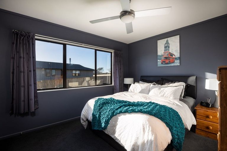 Photo of property in 16 Aratapu Street, Waitara, 4320