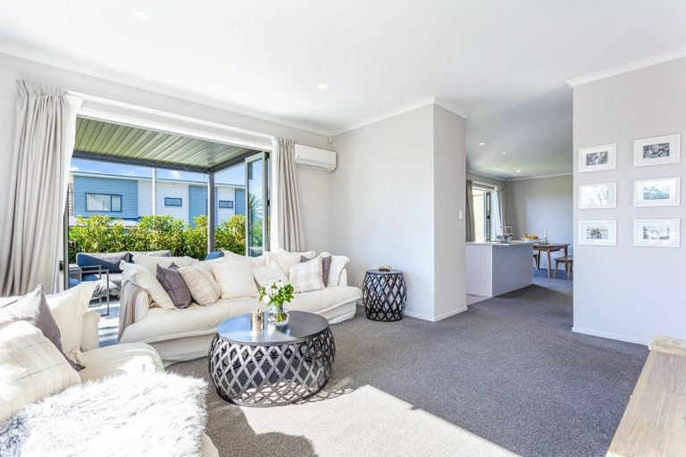 Photo of property in 61 Buckley Avenue, Hobsonville, Auckland, 0616