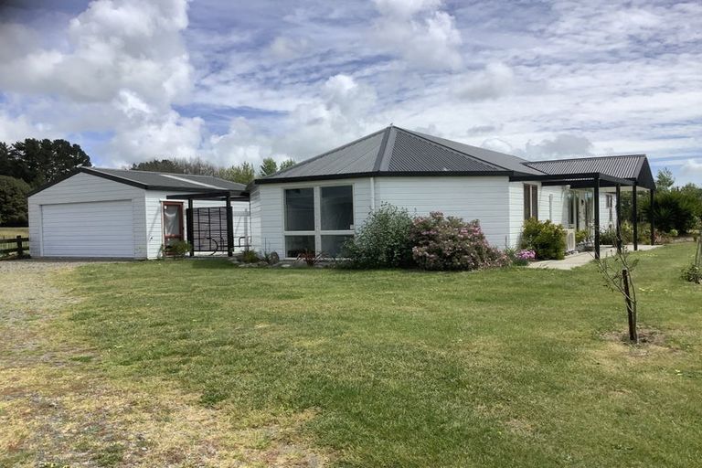 Photo of property in 450 Foxton Shannon Road, Foxton, 4893