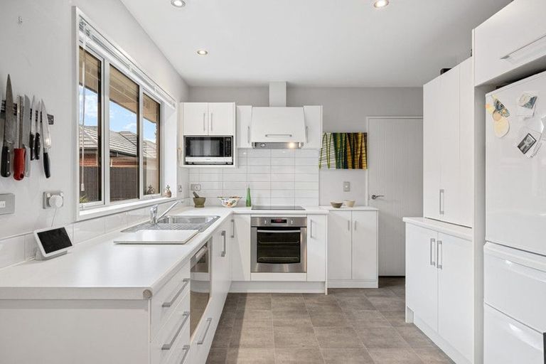 Photo of property in 2/17 Field Terrace, Upper Riccarton, Christchurch, 8041