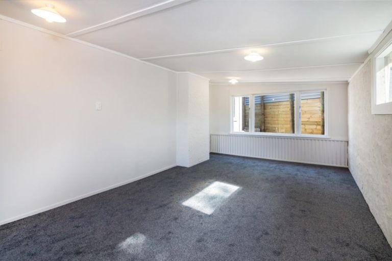 Photo of property in 141 Rickit Street, Taupo, 3330