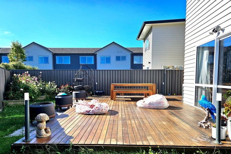 Photo of property in 3 Kamana Way, Kenepuru, Porirua, 5022
