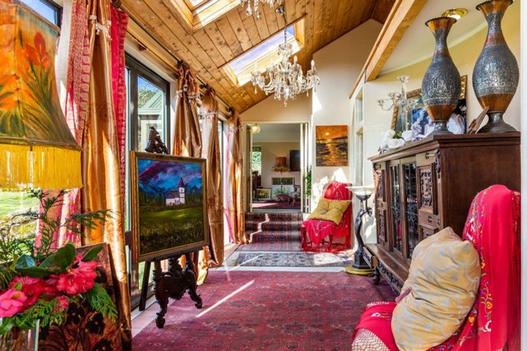 Photo of property in 71 Gillespie Place, Acacia Bay, Taupo, 3385