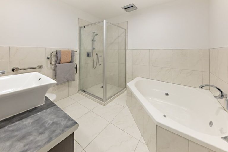 Photo of property in 130 Wyllie Road, Papatoetoe, Auckland, 2025