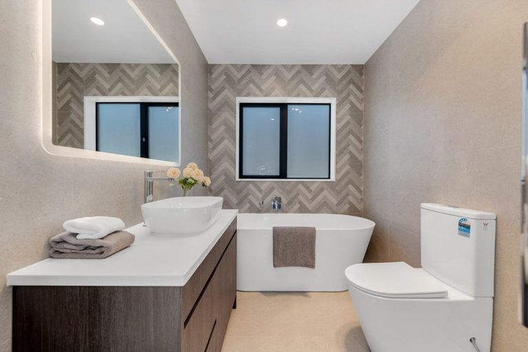 Photo of property in 19 Puia Street, Papatoetoe, 2025