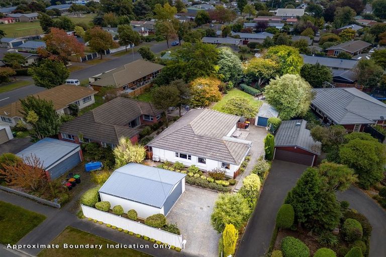 Photo of property in 33 Manor Place, Bryndwr, Christchurch, 8053