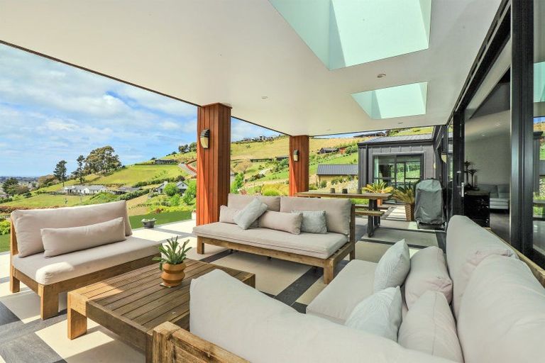 Photo of property in 1 Te Roera Drive, Taradale, Napier, 4112