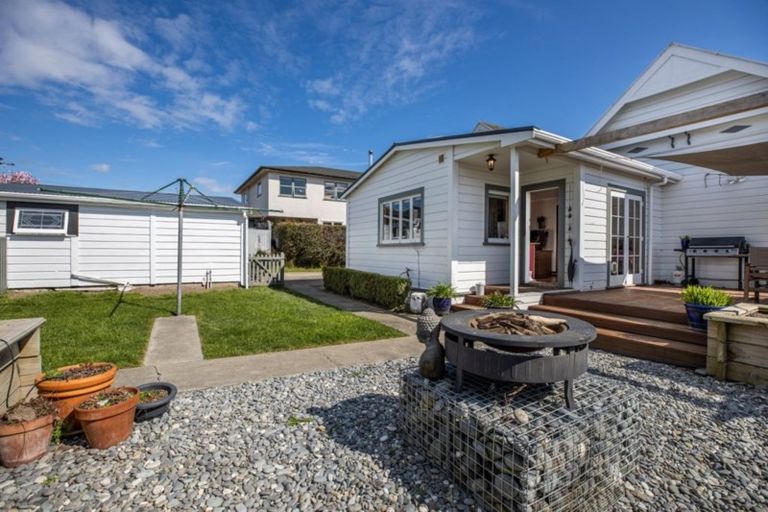 Photo of property in 32 Edward Street, Richmond, 7020