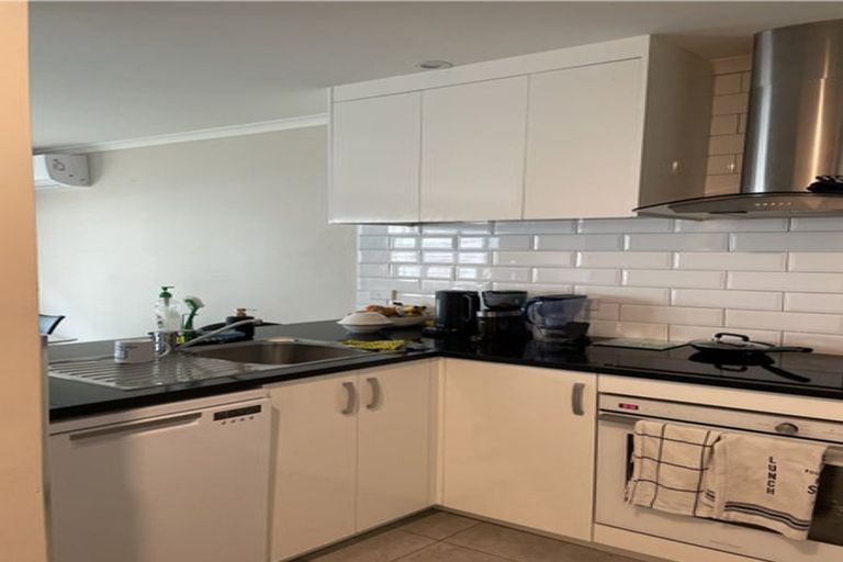 Photo of property in 182 Dawson Road, Flat Bush, Auckland, 2023