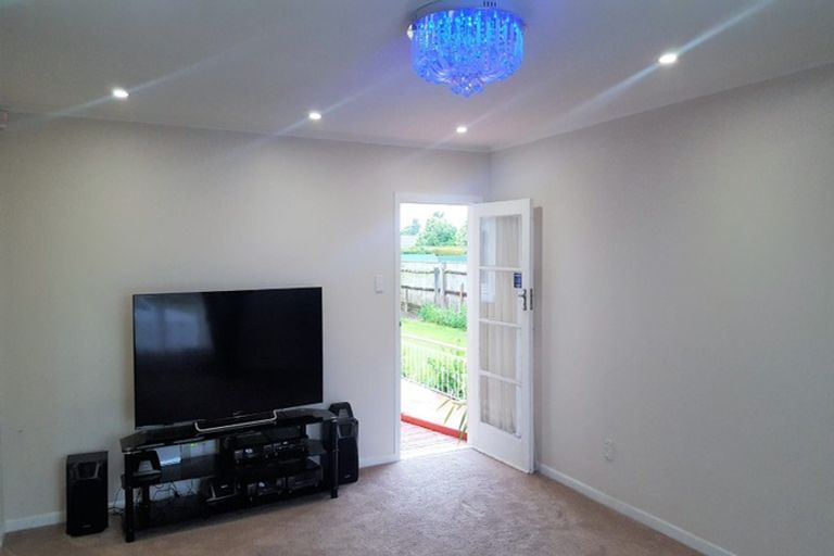 Photo of property in 6 Morris Avenue, Papatoetoe, Auckland, 2025