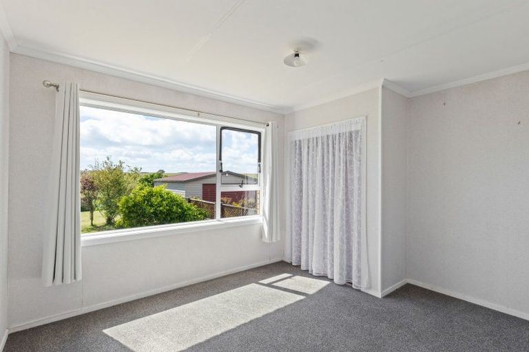 Photo of property in 45 Clifton Drive, Waitara, 4320