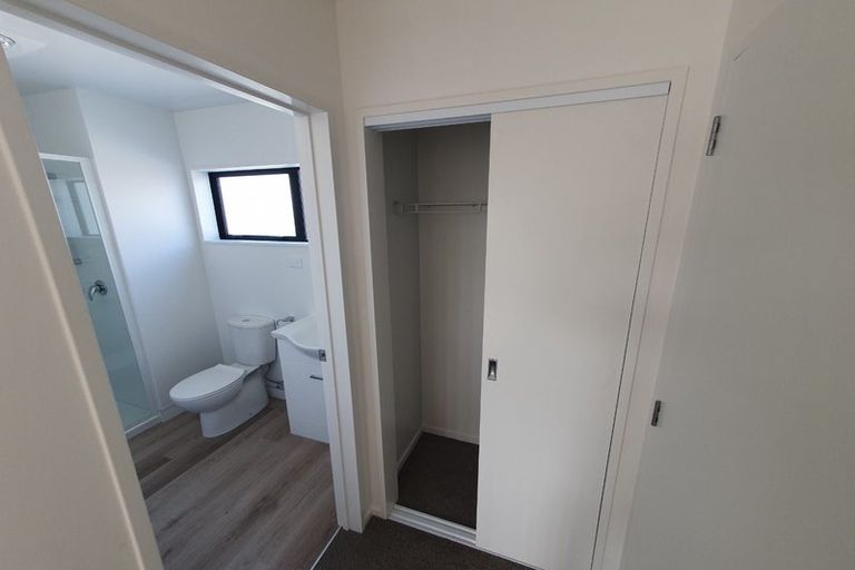 Photo of property in 52 Black Beech Crescent, Takanini, 2110